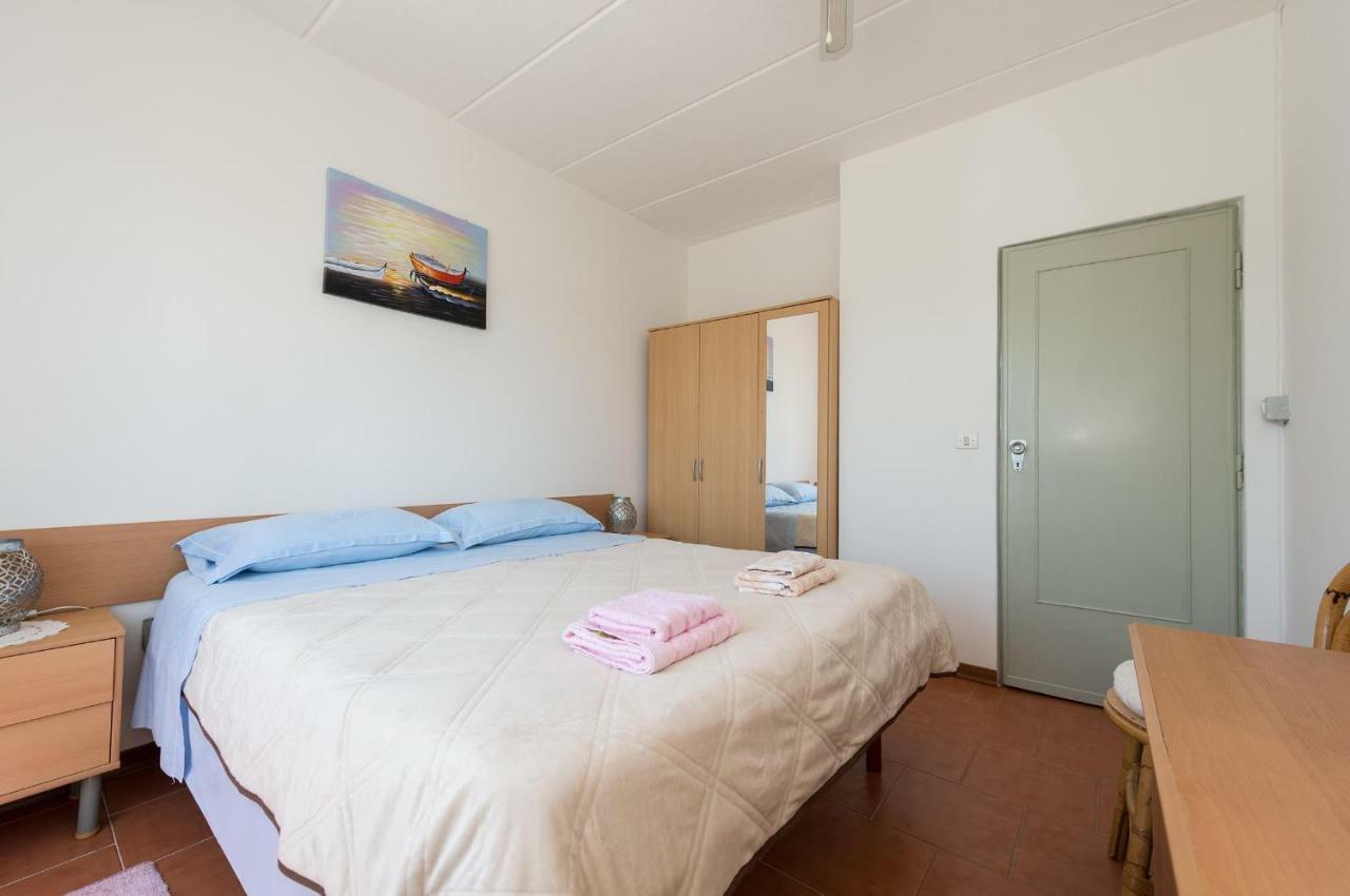 Apartment Meridiana Rovinj Exteriör bild