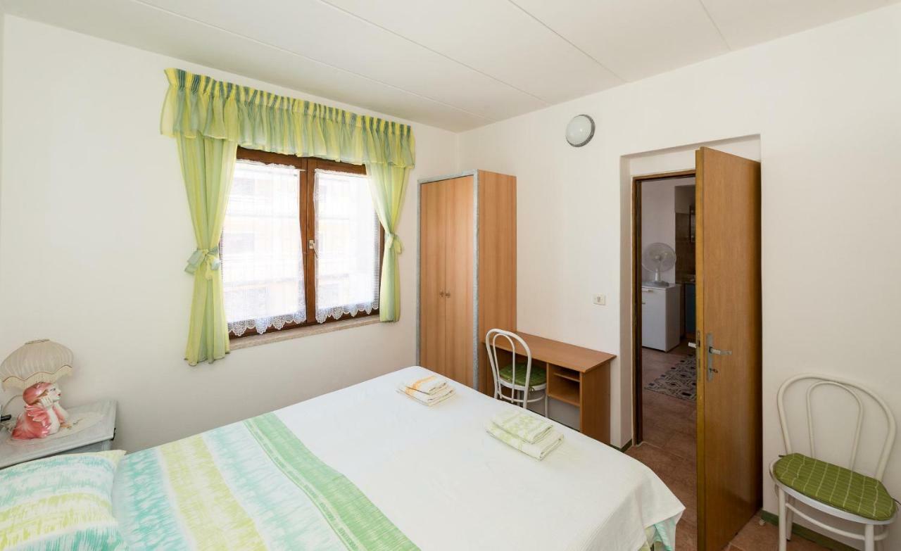 Apartment Meridiana Rovinj Exteriör bild